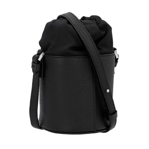 メゾンマルジェラ 5AC micro マイクロ Bucket Bag バケットバッグ 偽物